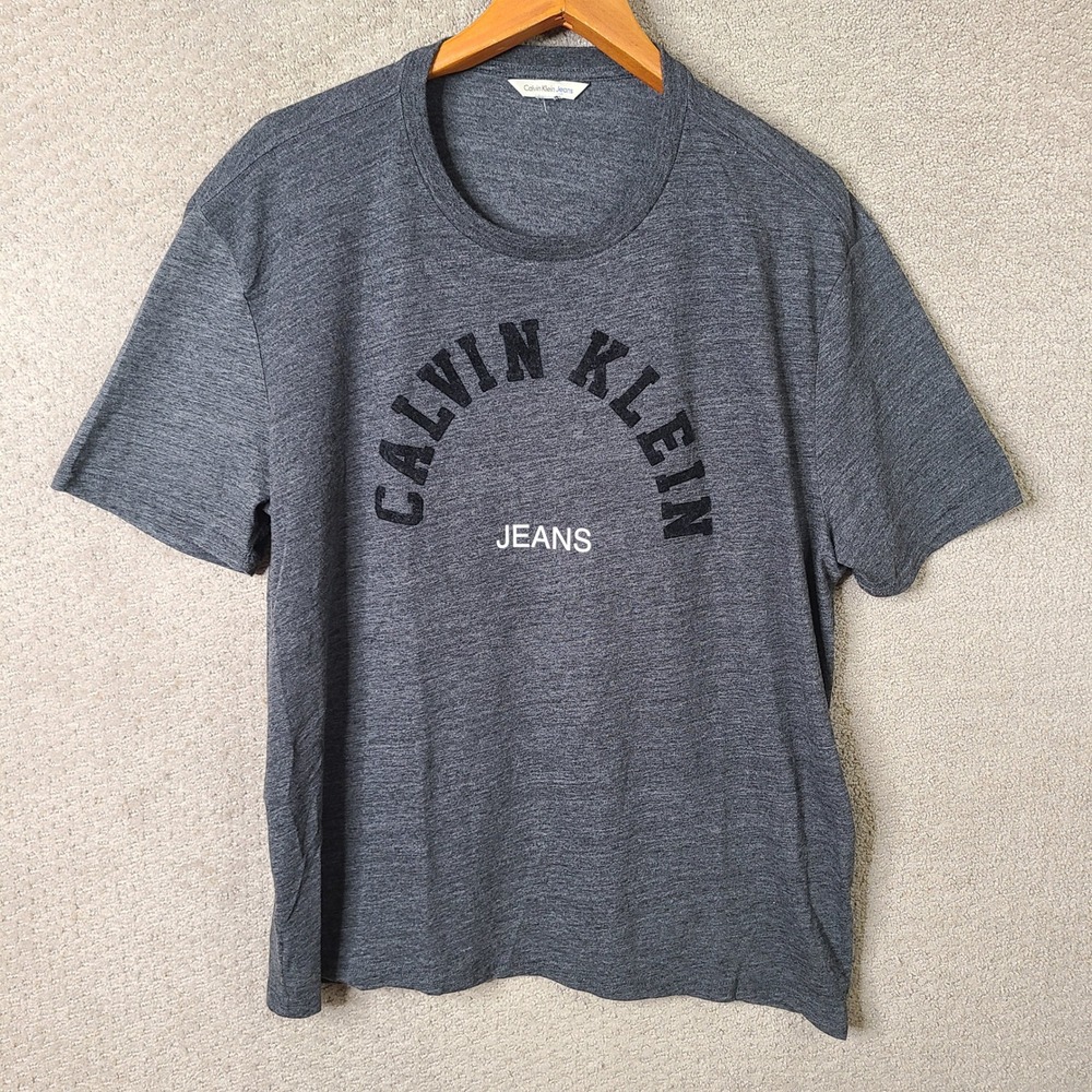 Calvin Klein Shirt Mens XL Gray T-Shirt‎ Crew Neck Logo Graphic Cotton Casual